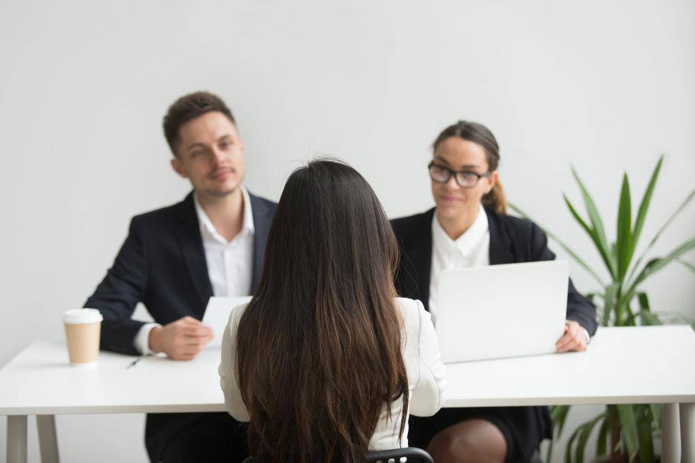 ilustrasi interview kerja (freepik.com/yanalya)