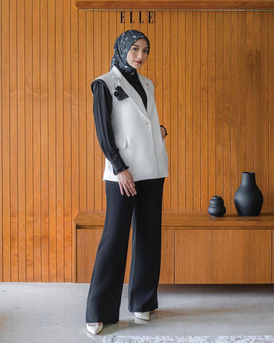 outfit formal untuk public speaker (instagram.com/ citraciki)