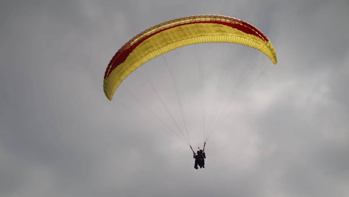 Latihan Paralayang di Lampung. (IDN Times/istimewa)