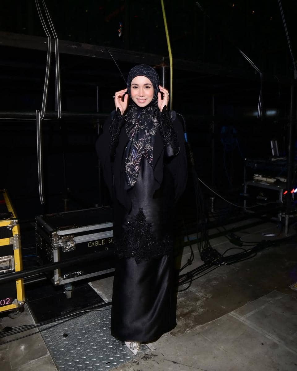 Style ala Amira Othman