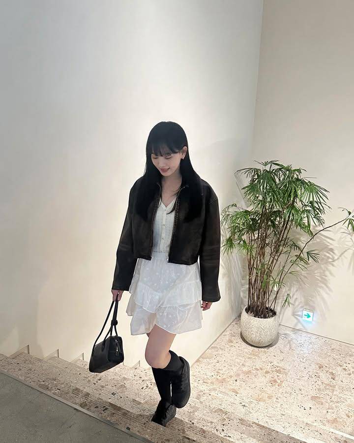 OOTD Kang Han Na (instagram.com/k_hanna_)