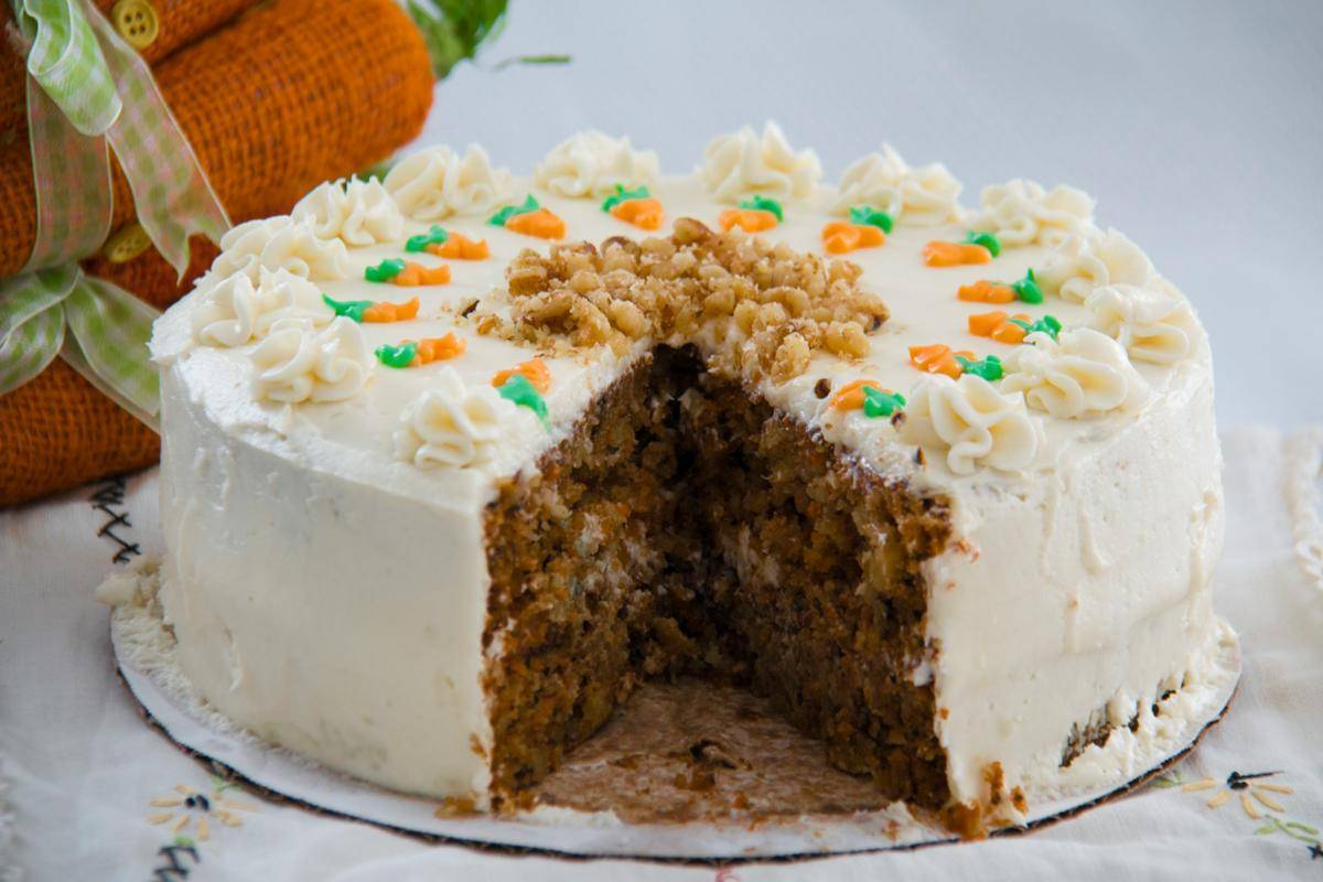 ilustrasi carrot cake (unsplash.com/@loganclrk)