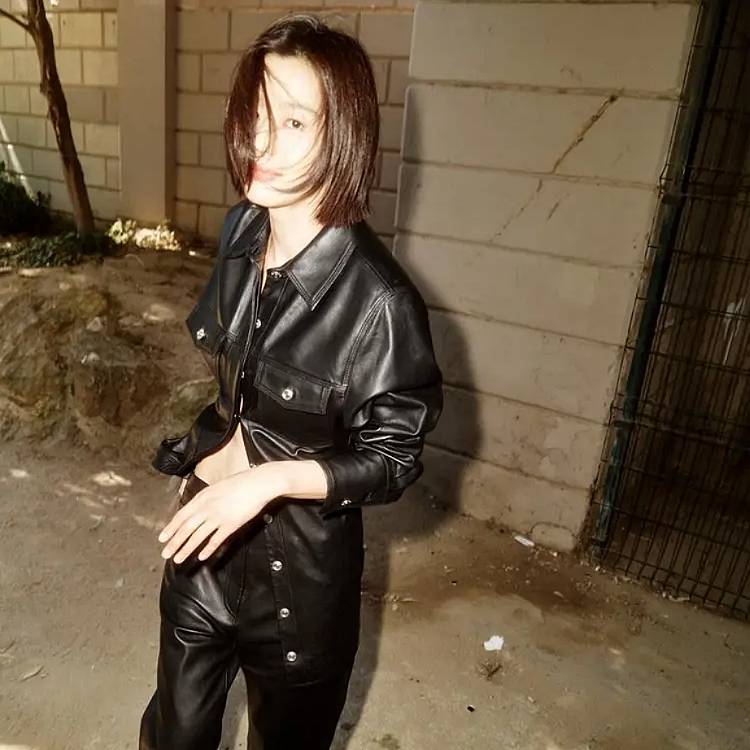potret Jun Ji Hyun (https://www.instagram.com/everything.is.peachy)