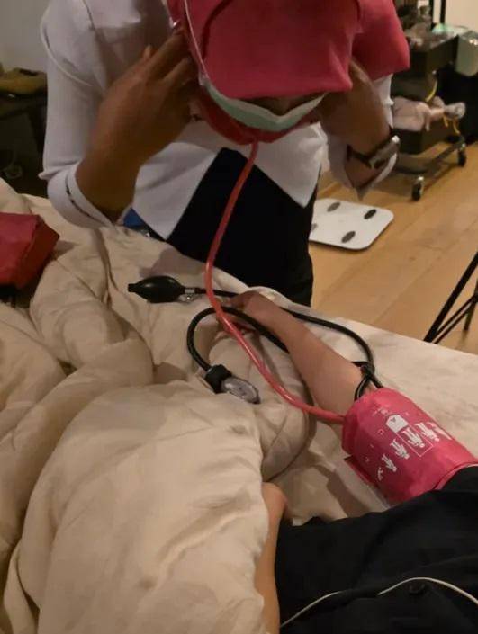 Prilly Latuconsina dirawat di rumah sakit