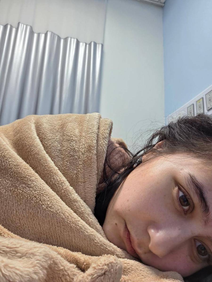 Prilly Latuconsina dirawat di rumah sakit