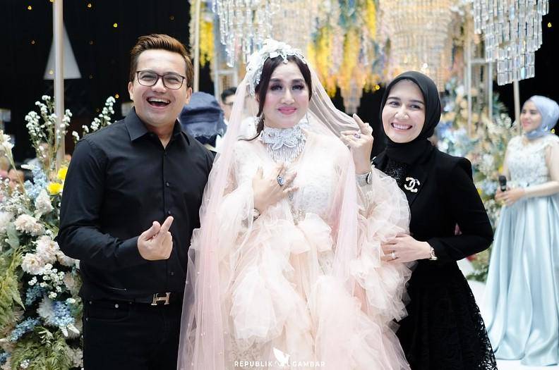 potret ulang tahun Paramitha Rusady
