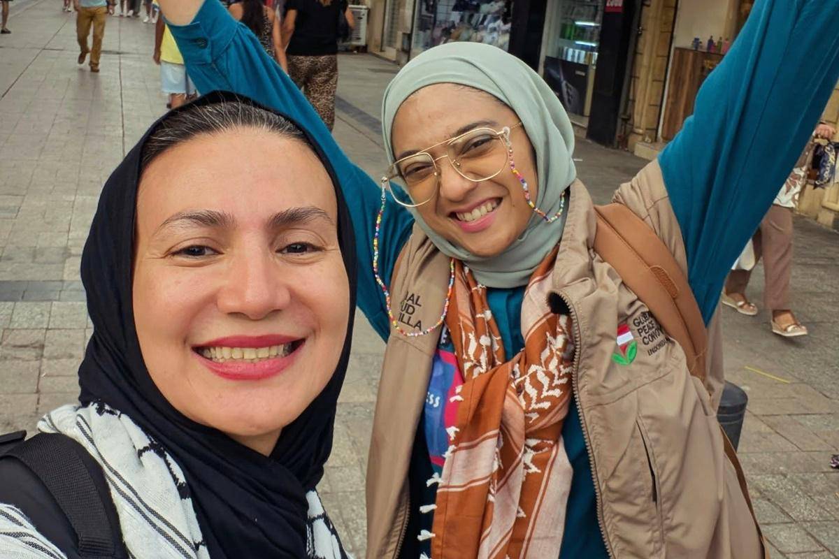Chiki Fawzi dan Wanda Hamidah