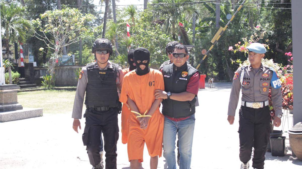 Penangkapan pelaku pencurian di Nusa Penida.