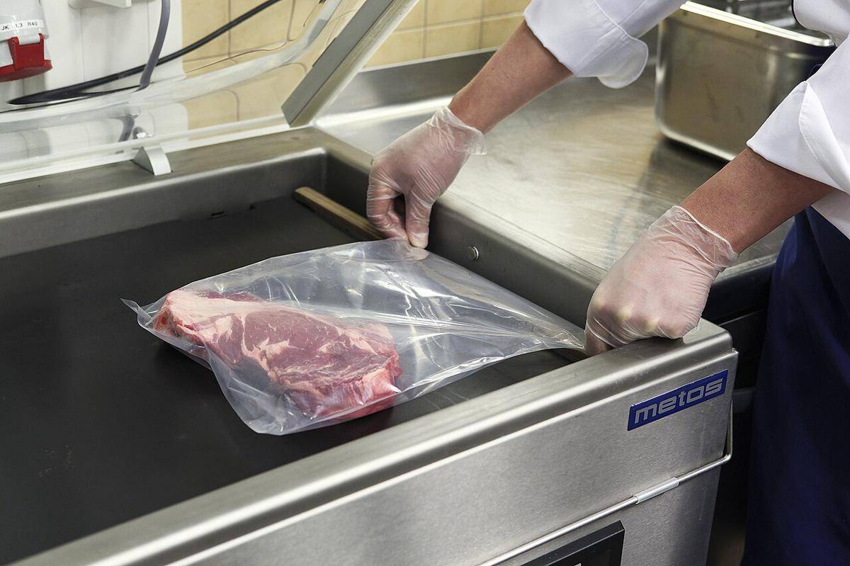 ilustrasi sous vide (commons.m.wikimedia.org/Erikoinentunnus)