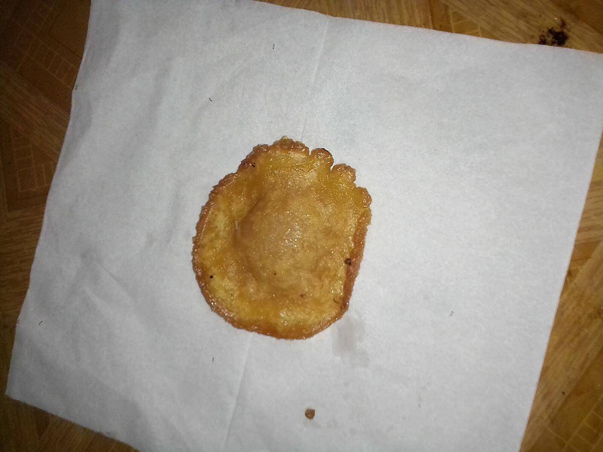 ilustrasi kue cucur (commons.wikimedia.org/DARMAS SB 9)