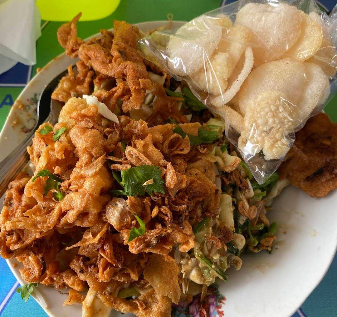 Lotek dan Gado-gado Pak Pur (google.com/maps/Annisa UI Furqhoni)
