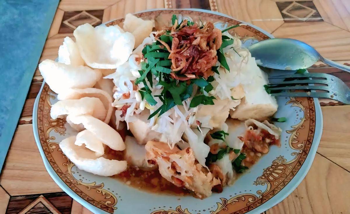 Kupat Tahu Pak Larto (google.com/maps/masyoga)