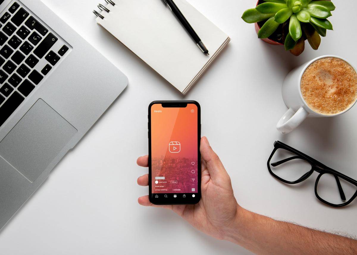 Cara Ampuh Biar Tetap Waras di Era Media Sosial (Freepik.com/ Freepik)