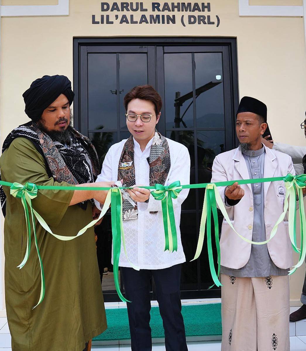 Richard Lee bangun masjid (instagram.com/dr.richard_lee)