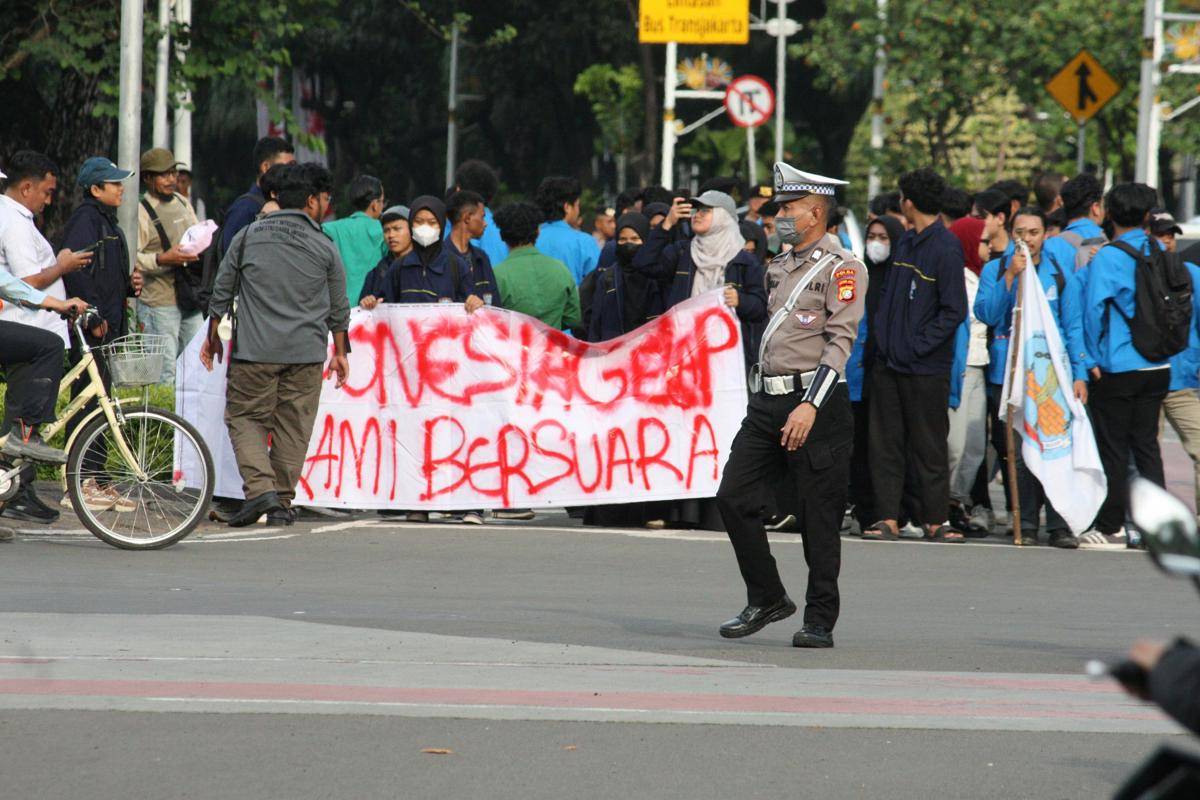 Aksi Demo di Indonesia (unplash.com/Angiola Harry)