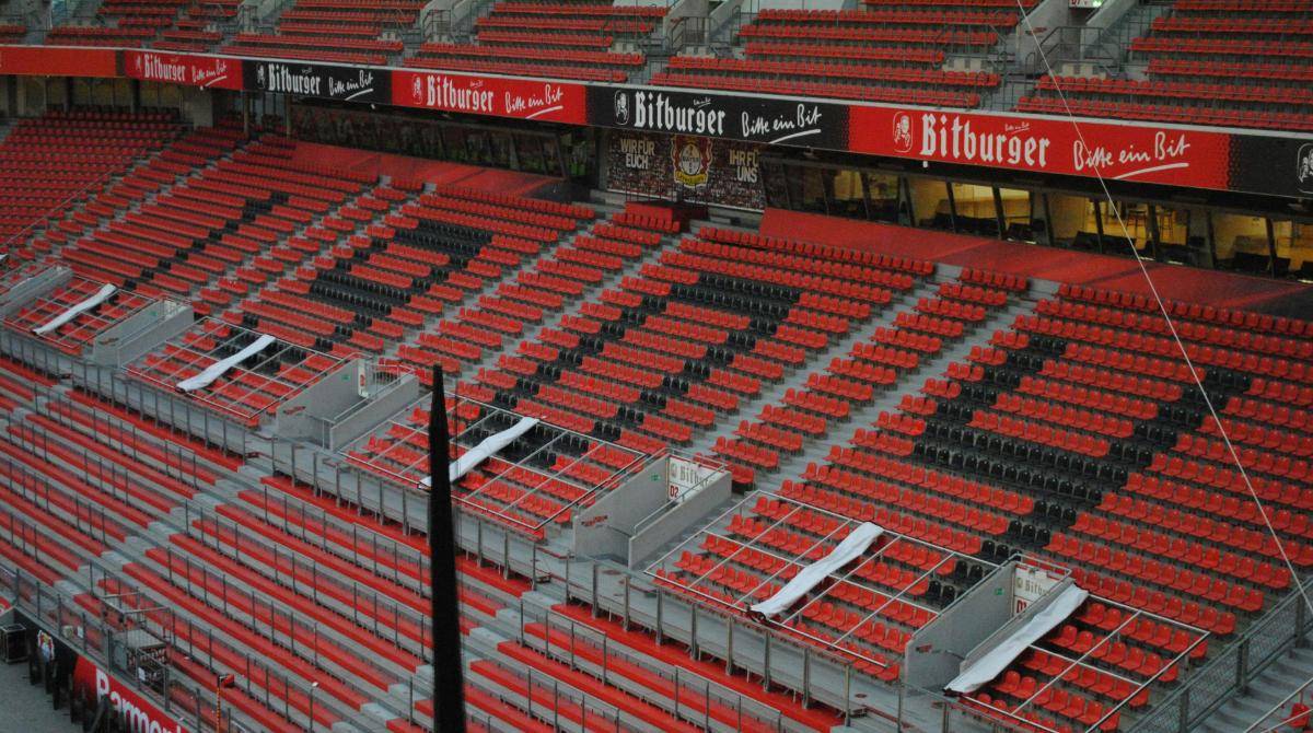 potret tribun BayArena, markas Bayer Leverkusen