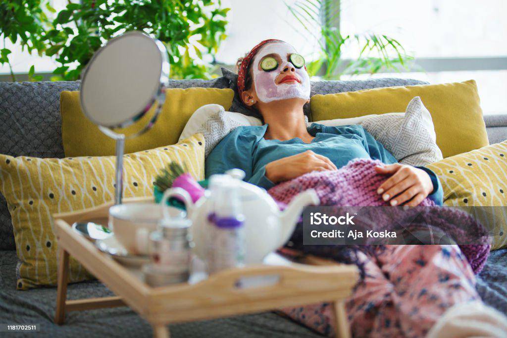 Perawatan diri dirumah sesuai kebutuhan (iStockphoto/Aja Koska)