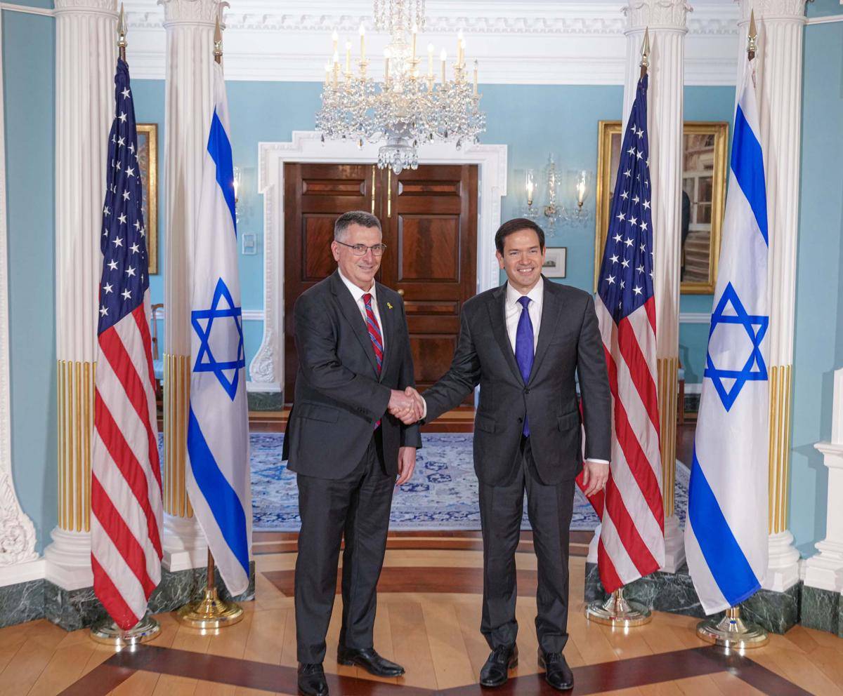Menteri Luar Negeri (Menlu) Amerika Serikat, Marco Rubio, dan Menlu Israel Gideon Sa'ar (kiri) di Departemen Luar Negeri di Washington, Amerika Serikat, pada 27 Agustus 2025. (x.com/Secretary Marco Rubio)