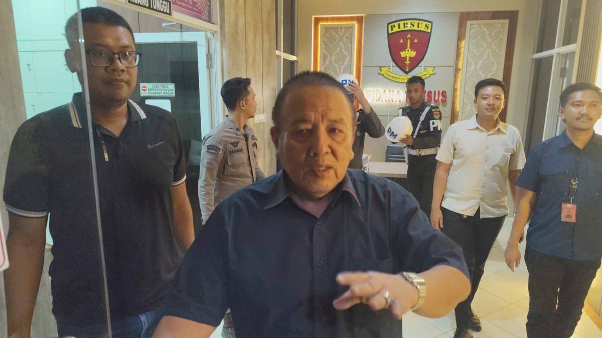 Mantan Gubernur Lampung periode 2019-2024, Arinal Djunaidi di Pidsus Kejati Lampung. (IDN Times/Muhaimin)