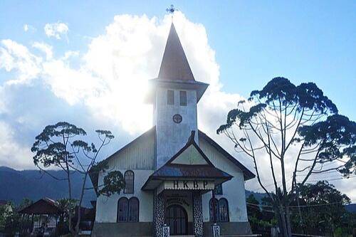 Gereja HKBP Sipirok (wikipedia.org)