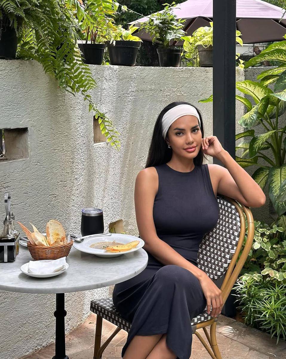  Potret Miss Grand Indonesia 2025 Vina Anggi Sitorus (Instagram.com/vinaanggisitorus)