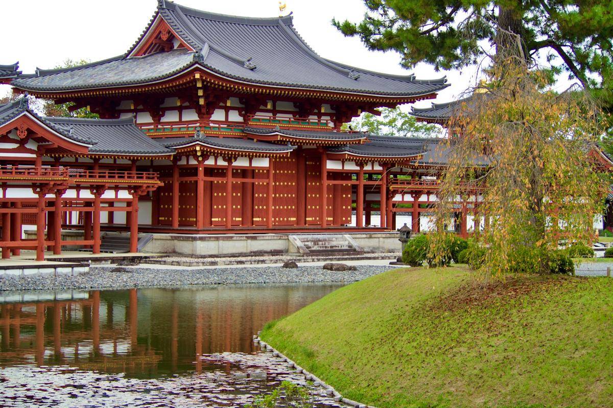 ilustrasi Kuil Byodoin (unsplash.com/@rye_cedlux)