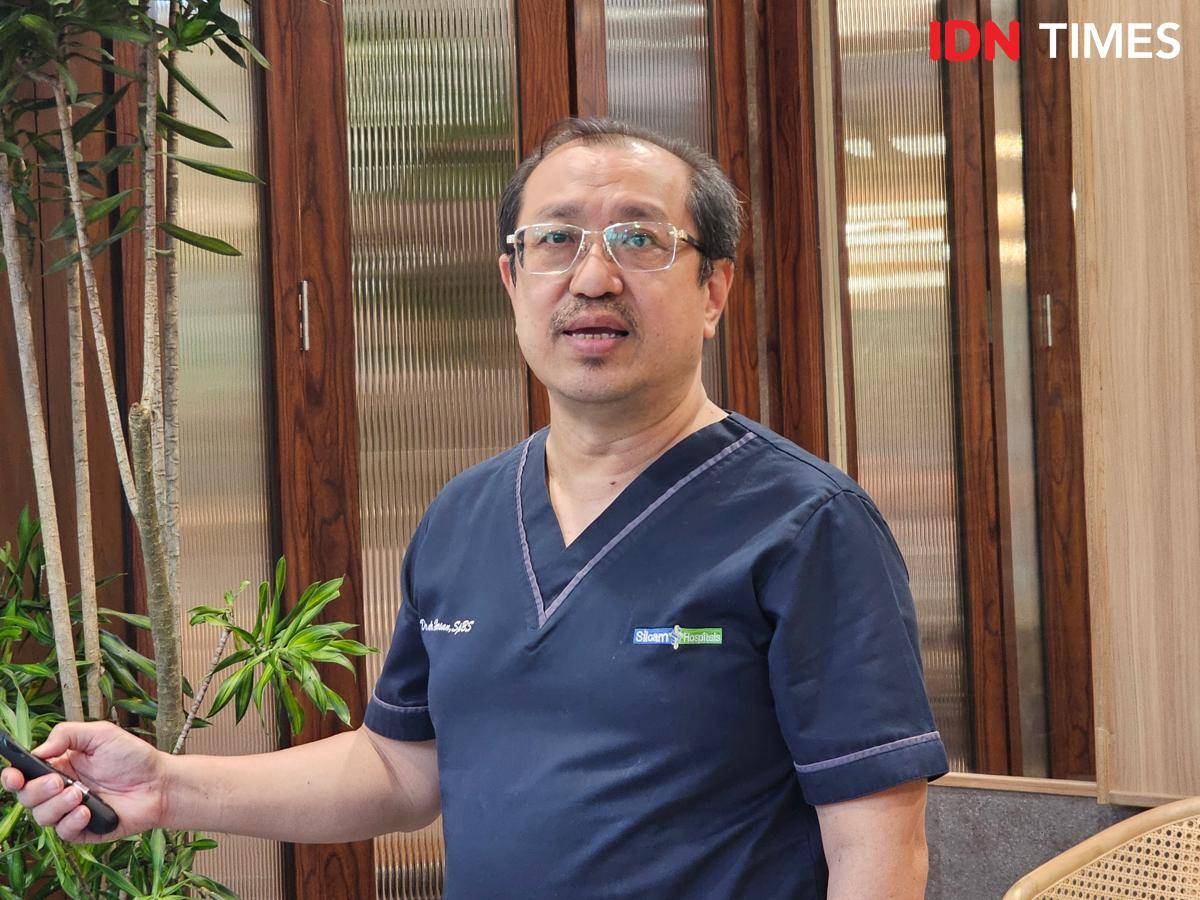 Dokter Spesialis Bedah Saraf Sub Spesialis Bedah Saraf Neurovaskular Siloam Hospitals Lippo Village, Harsan