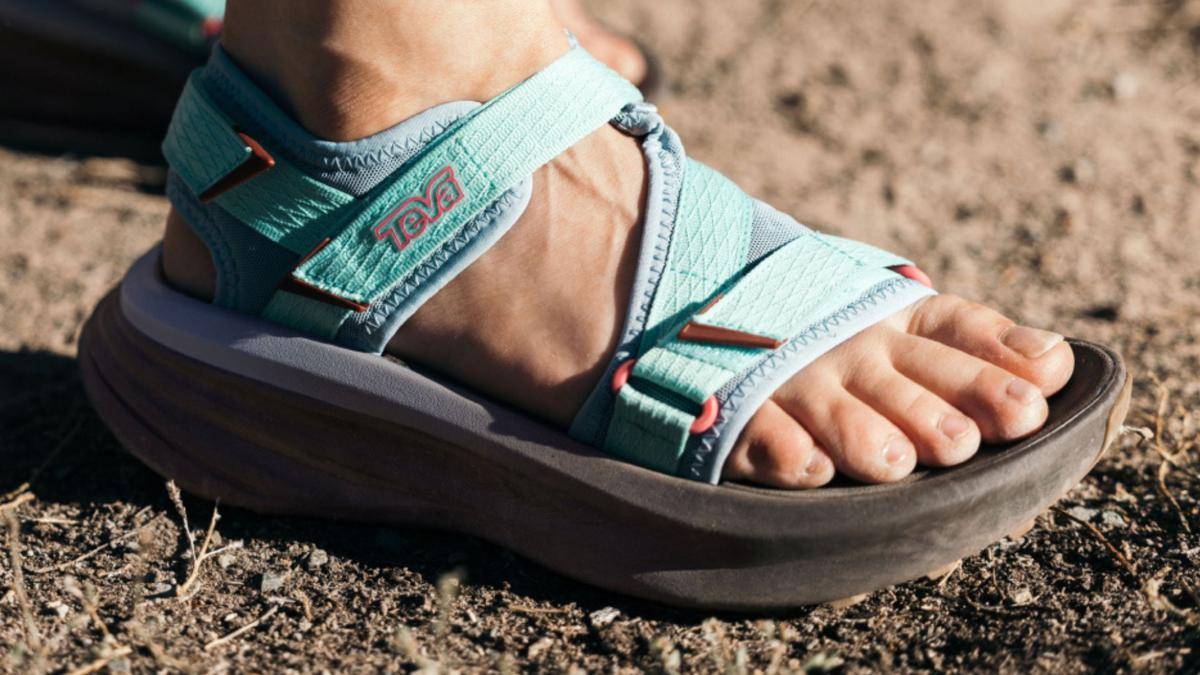 Foto 1. Sandal Teva Aventrail R2T Warna Pool Blue:Dusty Blue.jpg