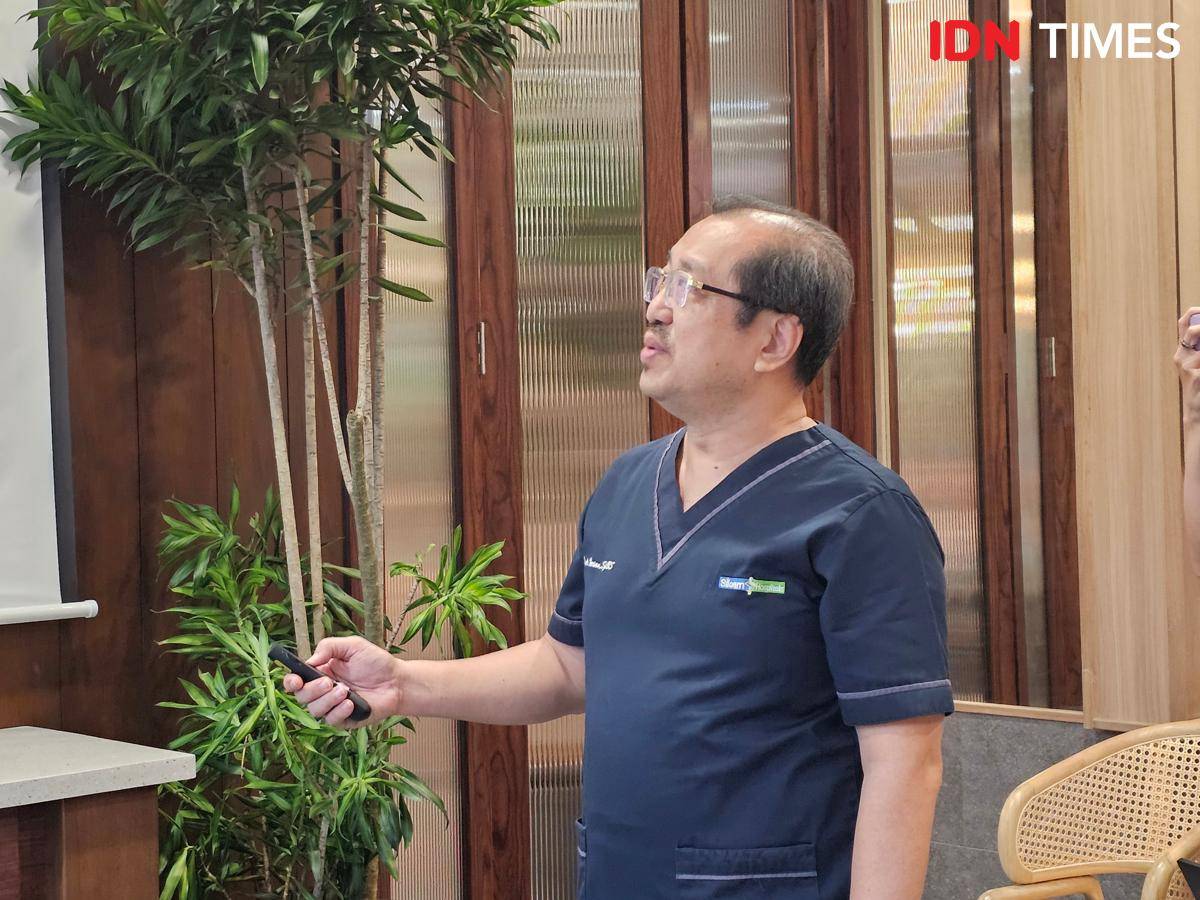 Dokter Spesialis Bedah Saraf Sub Spesialis Bedah Saraf Neurovaskular Siloam Hospitals Lippo Village, Harsan