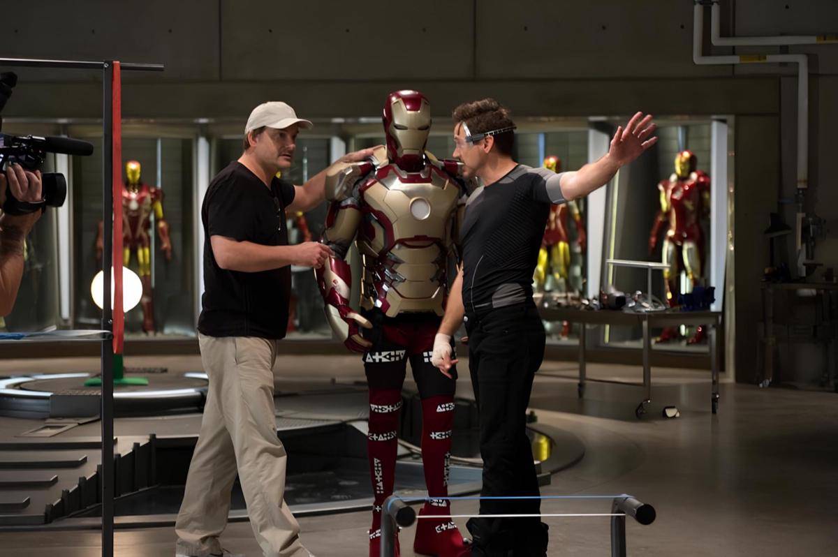 Shane Black dan Robert Downey Jr. di film Iron Man 3 