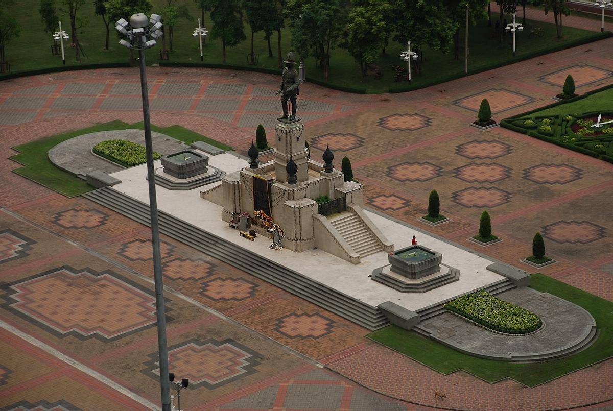 potret Lumphini Park (commons.wikimedia.org/Mikhail Nilov)
