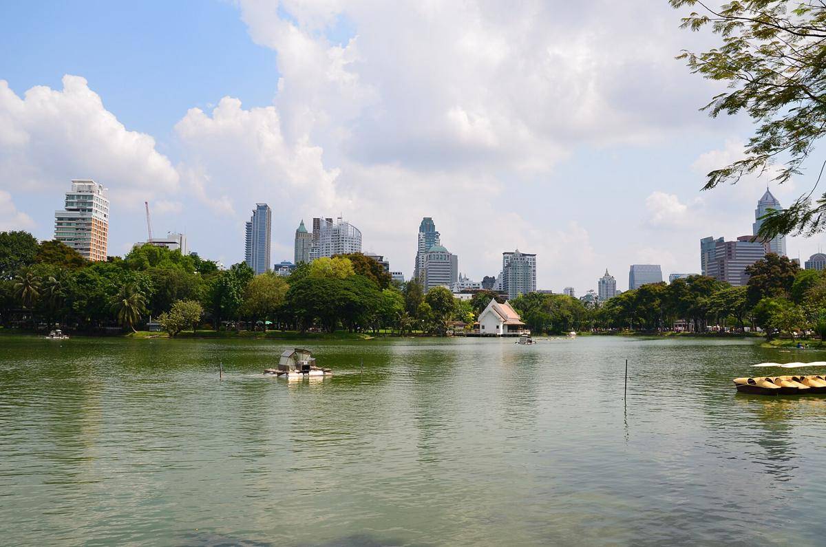 potret Lumphini Park (commons.wikimedia.org/Jarcje)