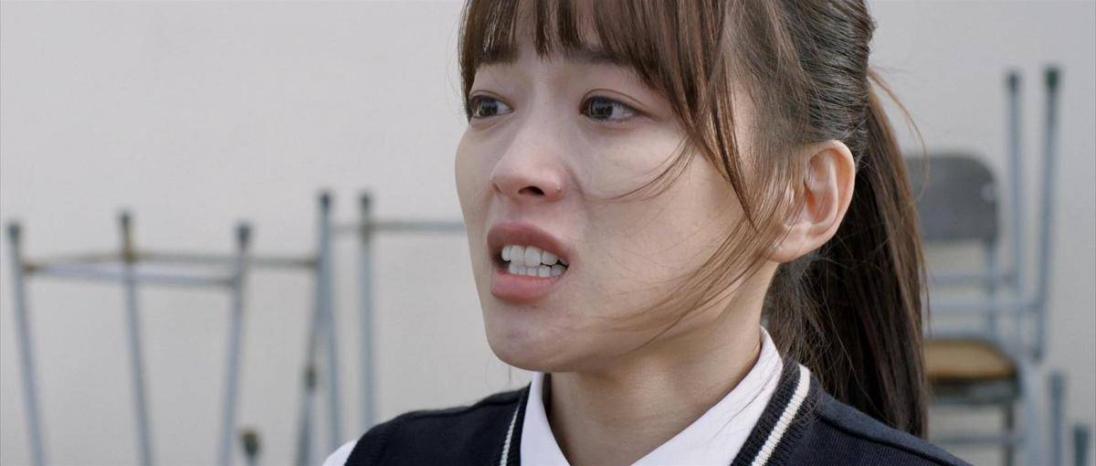 Still cut Thread of Lies (dok. Movie Collage/Thread of Lies)