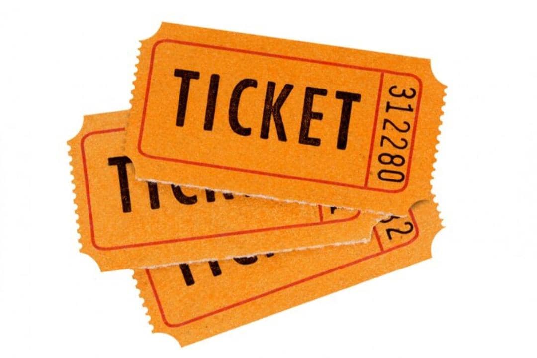 Tiket (freepik.com/kstudio)