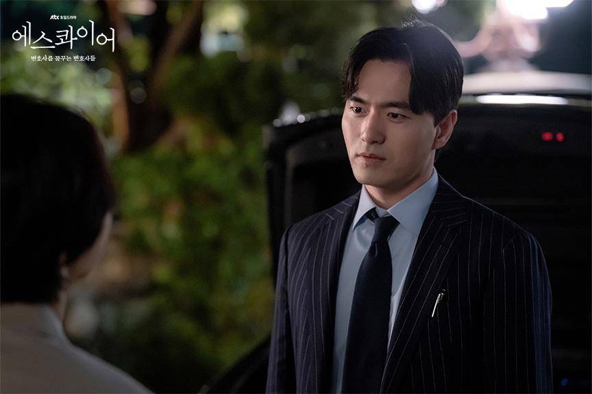 Lee Jin Wook di Beyond the Bar (dok. JTBC/Beyond the Bar)