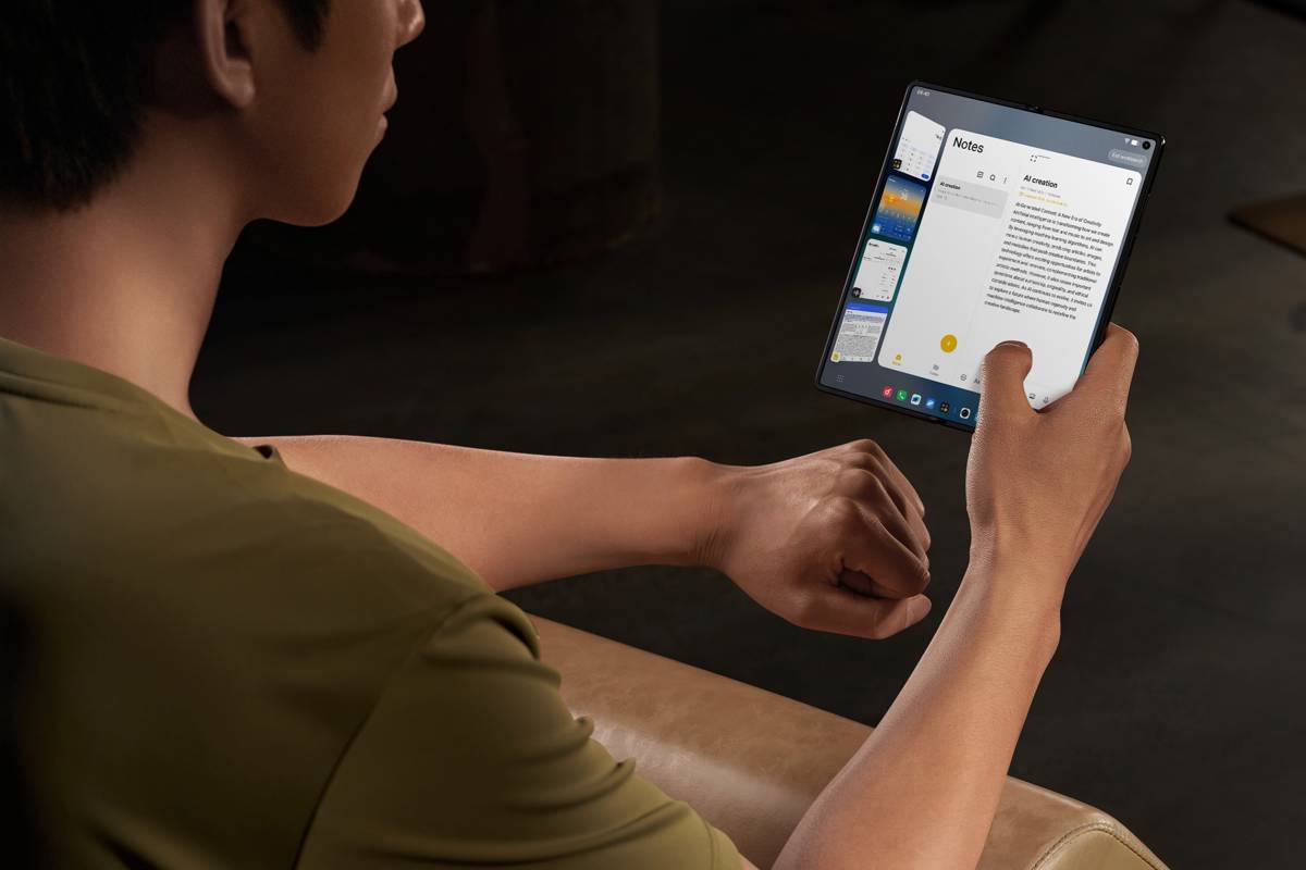 ilustrasi HP lipat