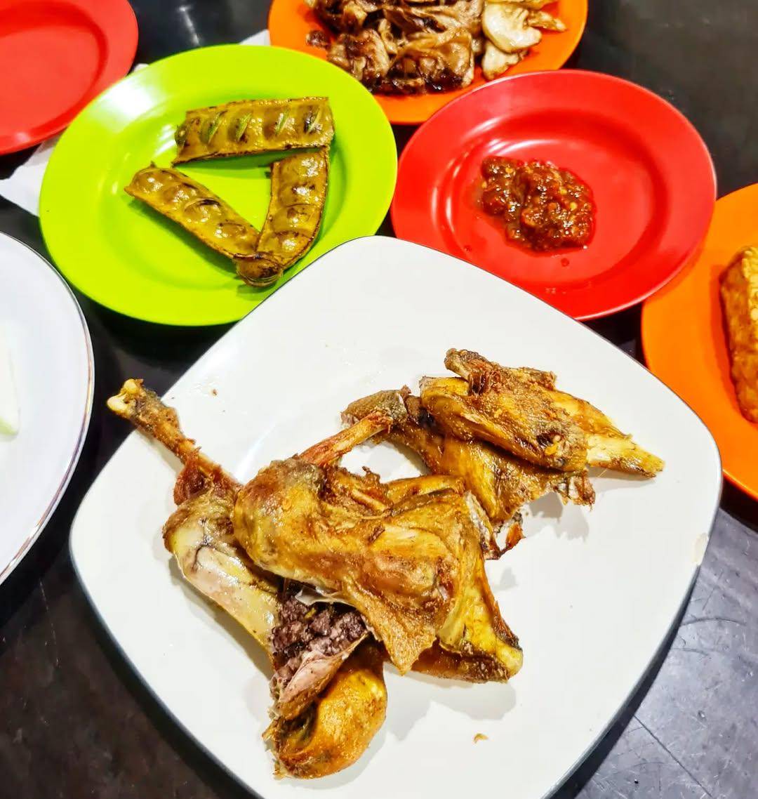 Ayam Goreng Berkah