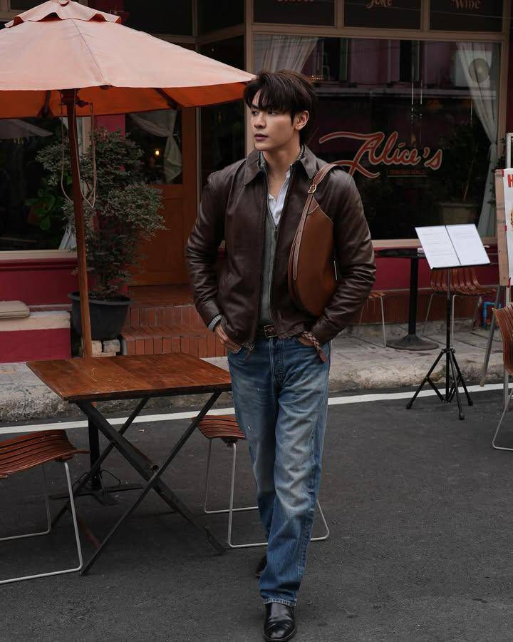 styling brown jacket ala Joong Archen (instagram.com/chen_rcj)