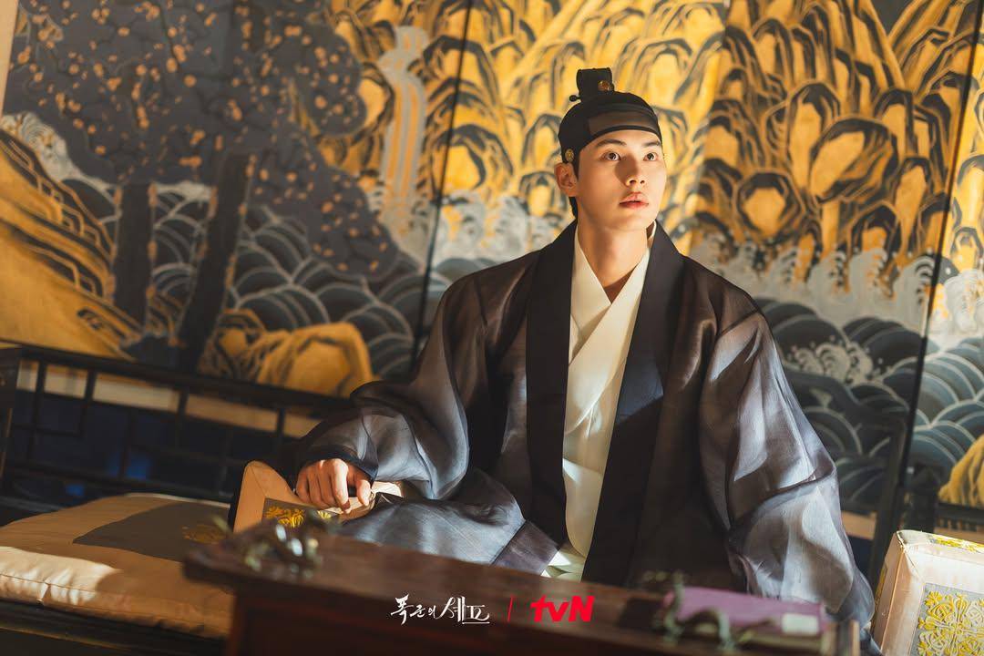 still cut drama Korea Bon Appétit, Your Majesty (instagram.com/tvn_drama)