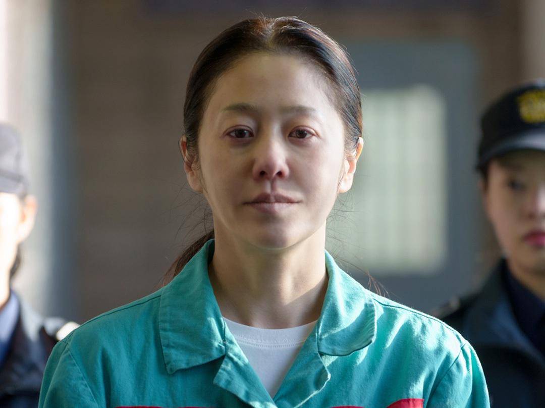still cut drama Korea Queen Mantis