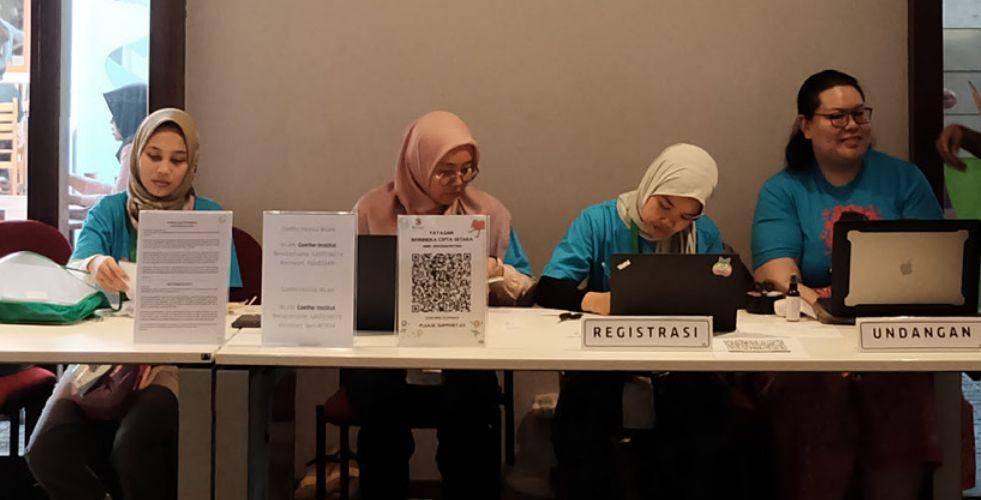 100% Manusia Film Festival (100persenmanusia.com)