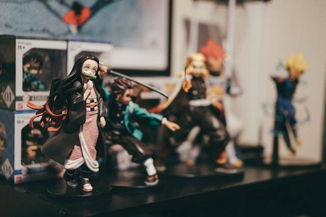 ilustrasi miniatur Demon Slayer (unsplash.com/Kadyn Pierce)