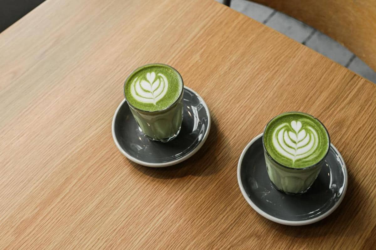 ilustrasi matcha frappe