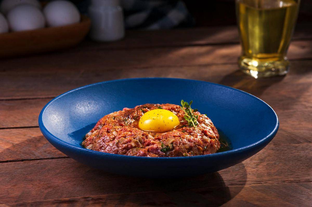 ilustrasi steak tartare 
