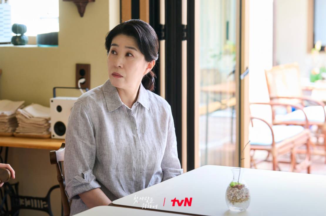 Jung Moon Hee di drama Korea Love, Take Two diperankan oleh Kim Mi Kyung  (dok. tvN/Love, Take Two)