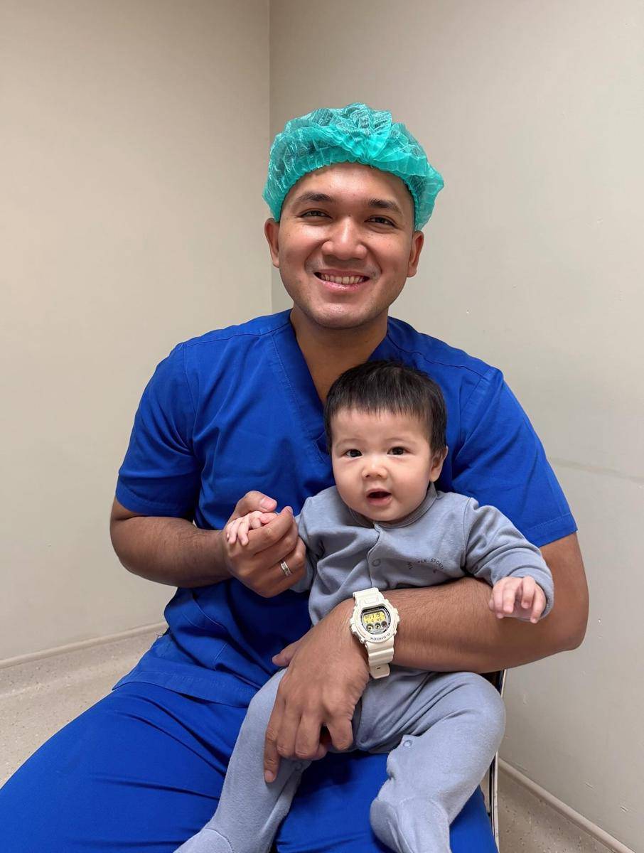 anak Kesha Ratuliu sunat