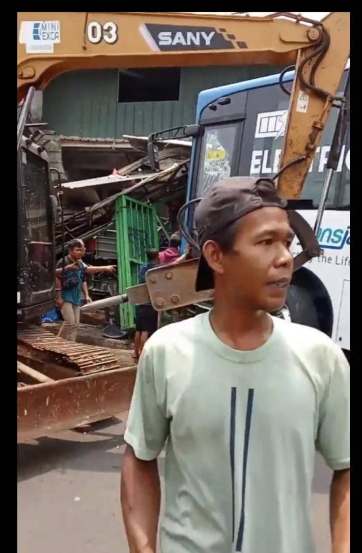 (www.tiktok.com/@wahyuseptia2509)