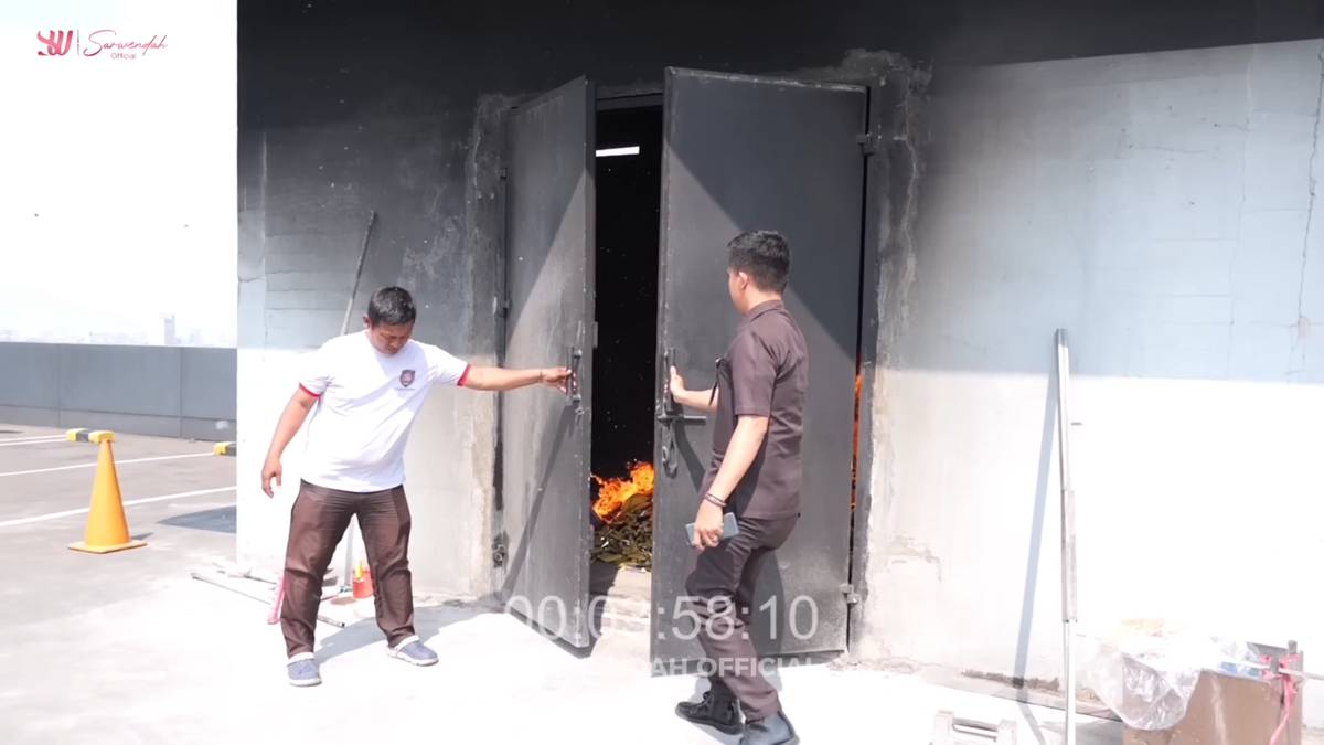Sarwendah peringati 49 hari meninggalnya ayah