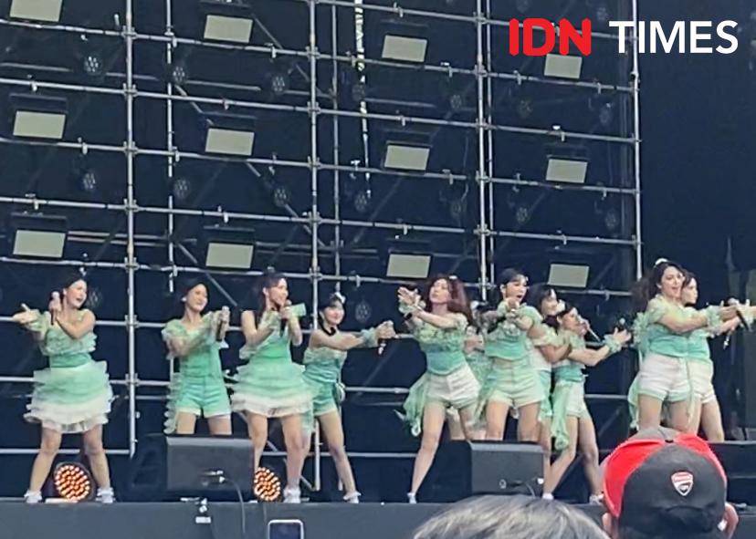 potret JKT48 di Pestapora hari ke-2, Sabtu (6/9/2025)