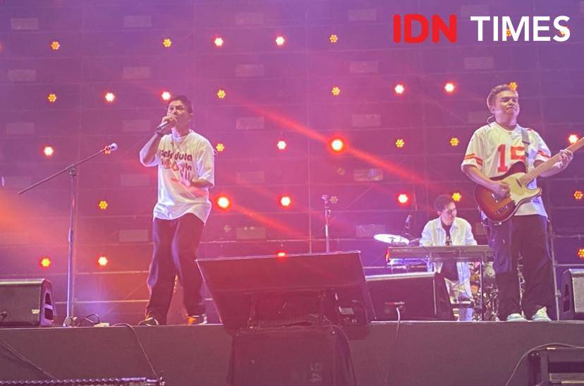 potret Kangen Band bertukar lagu di Pestapora hari pertama, Jumat (5/9/2025) 